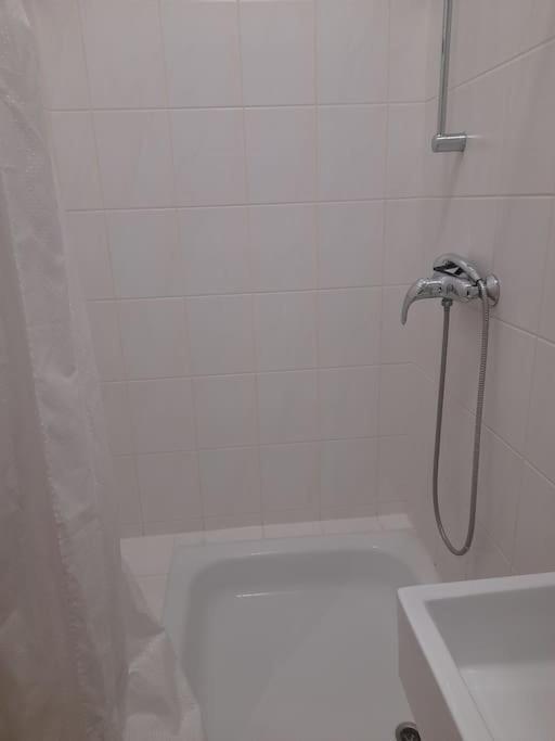 Zwei-Zimmer Wohnung In Wiesbadens Westend Kültér fotó